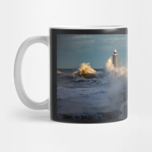 Storm Corrie battering Tynemouth North pier Mug